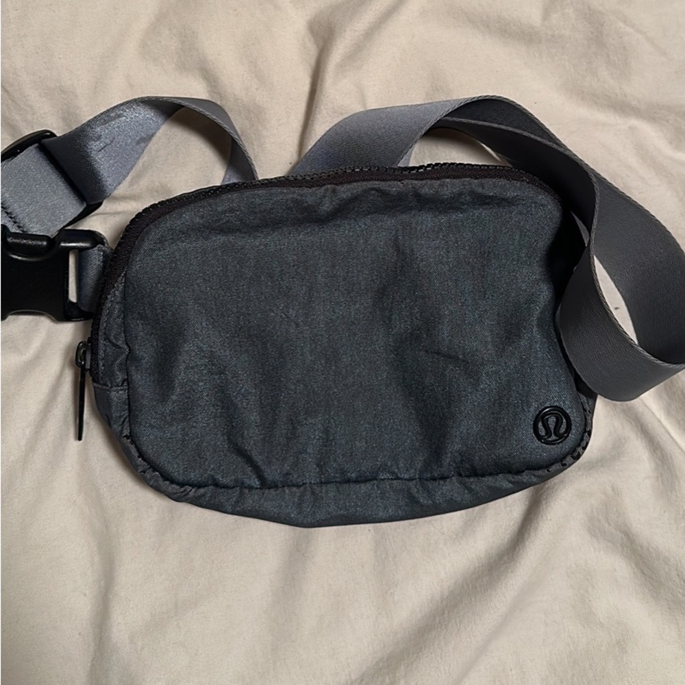 Lululemon Belt Bag - Good Condition